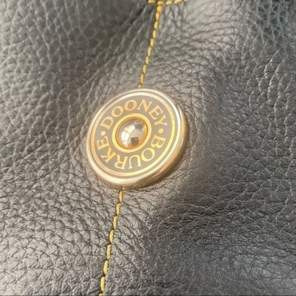 DOONEY & BOURKE Deep Navy Leather Bag - Picture 6 of 7